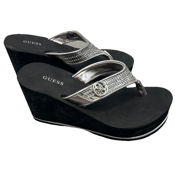 GUESS-“SARRALY” WOMEN SIZE 6M BLACK w/PEWTER~SILVER RHINESTONES WEDGE FLIP FLOPS - Picture 2 of 8